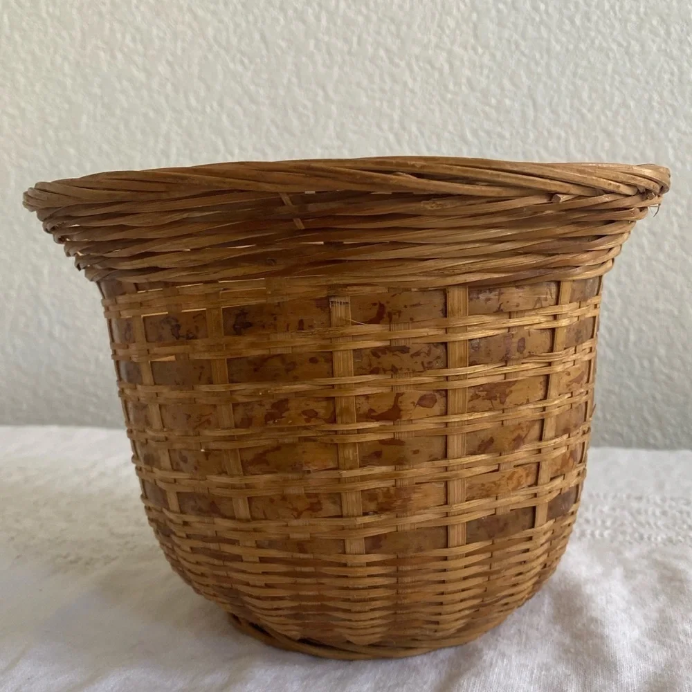❤️ Wicker basket shape of a hat